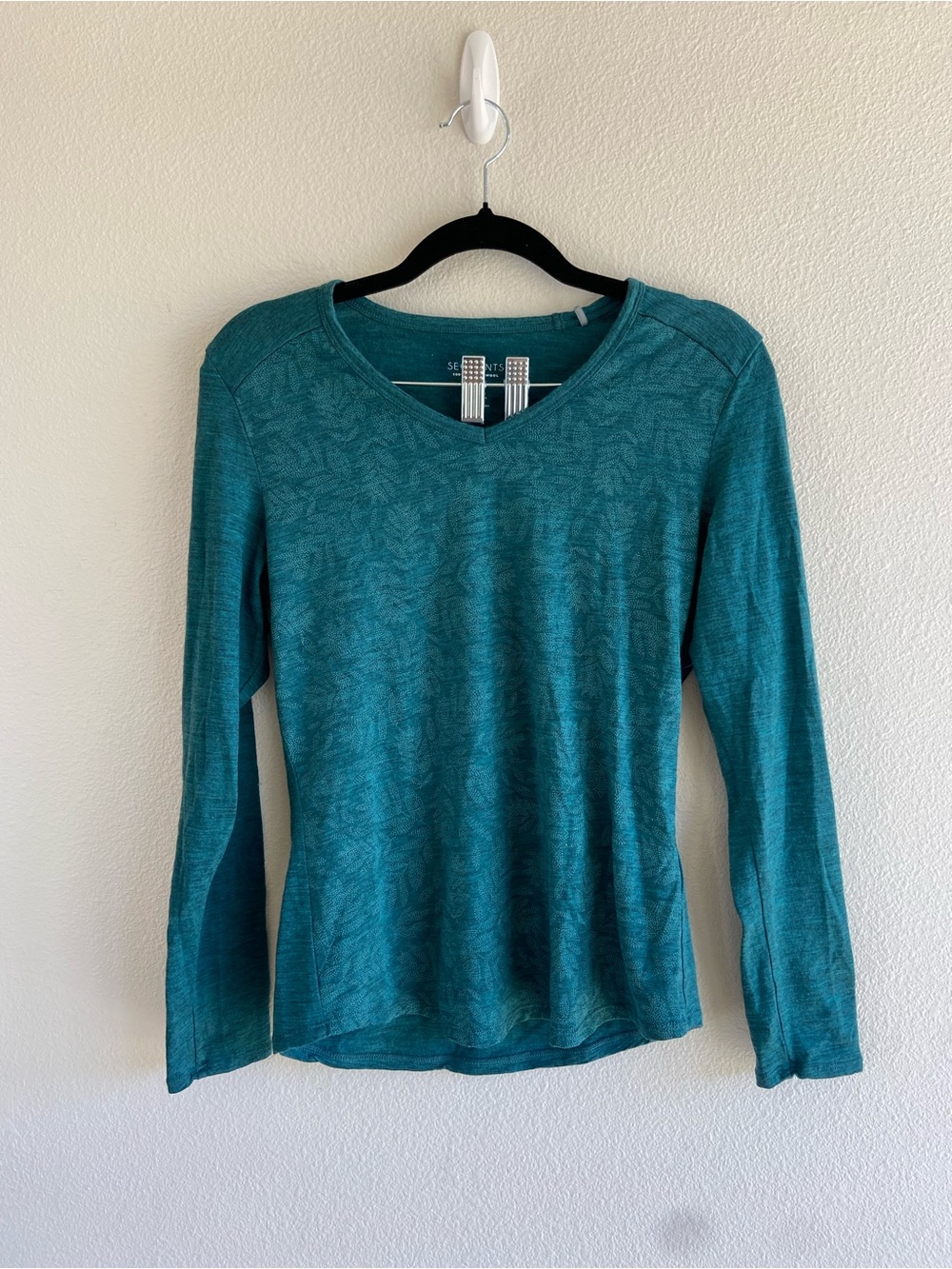 Segments 100% merino wool long sleeve top women’s small teal blue base layer